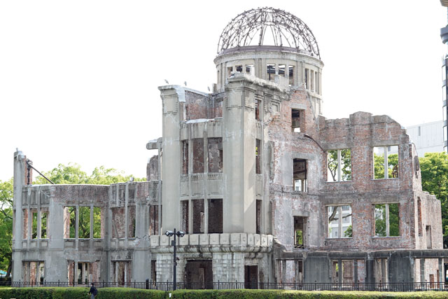 広島の原爆ドームの画像